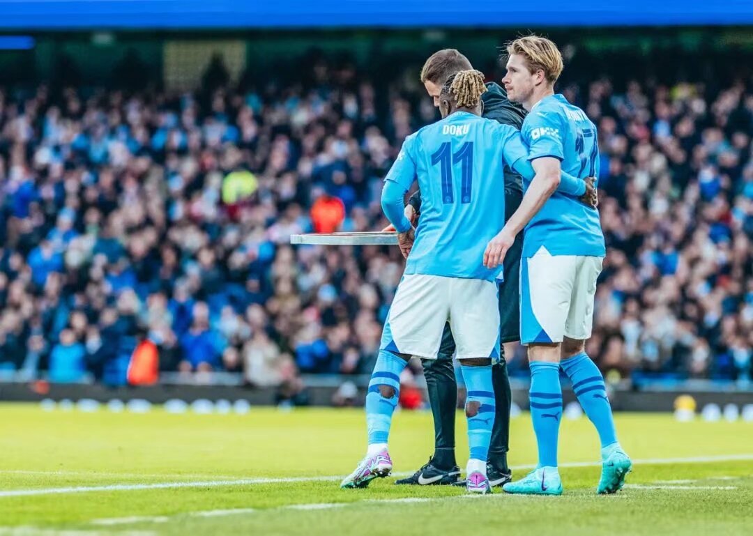 英媒：拜仁有意在一月永久签下梅努，已和他的经纪人直接会谈