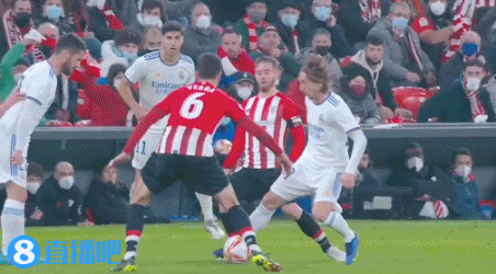 国乒险遭大逆转，10-6领先被翻盘，王楚钦一日三战坦言“有点累”