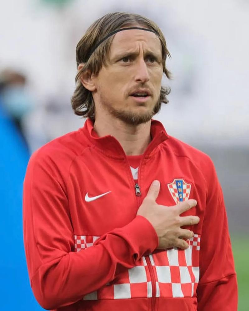 观察：和AC米兰传出绯闻的18岁昂热前锋谢里夫